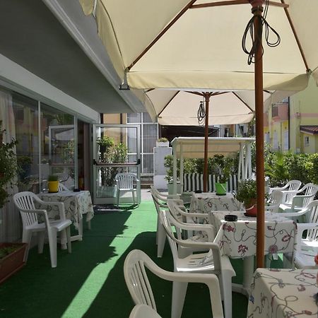 Hotel Goya Marebello Экстерьер фото